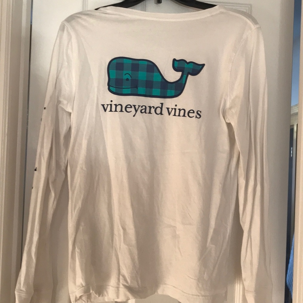 Vineyard vines long sleeve tee